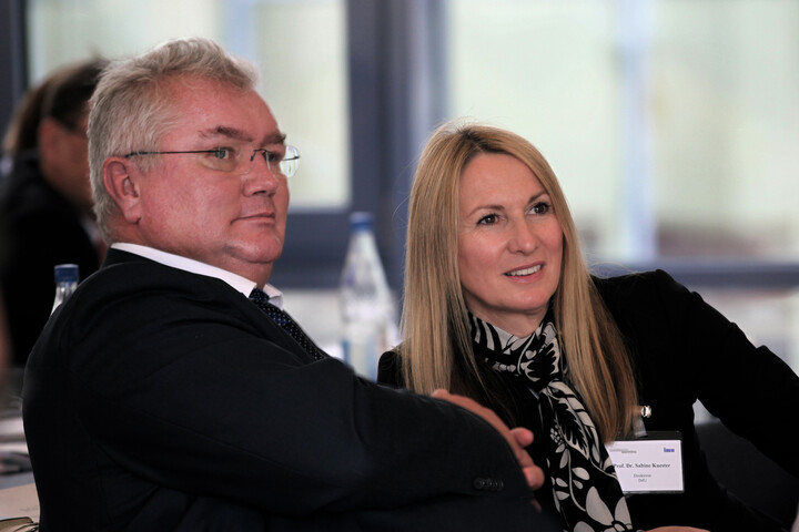 Die Direktoren des IMU Prof. Dr. Christian Homburg und Prof. Dr. Sabine Kuester. 