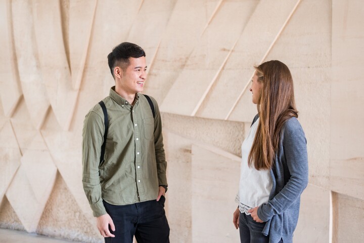 Two students in the corridor