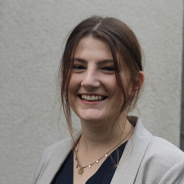 Dr. Joana Heil