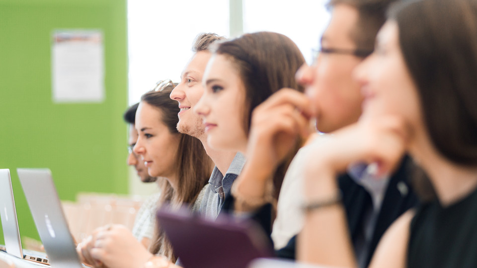 Studierende in Hörsaal