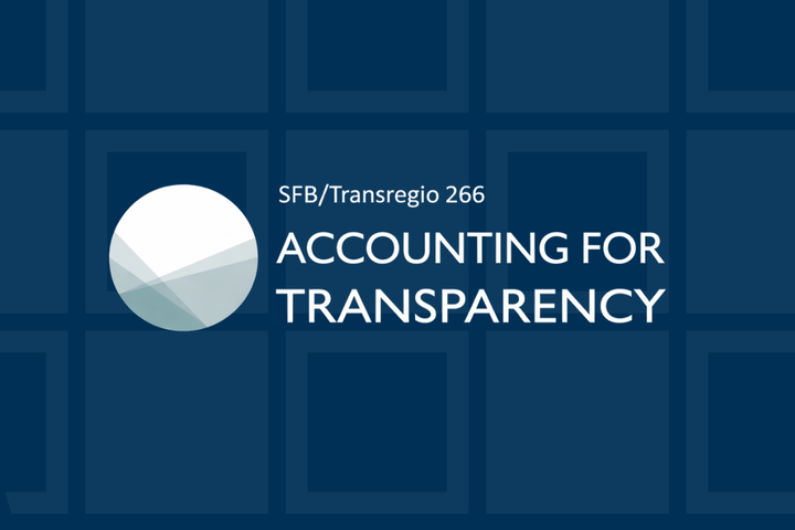 Blauer Hintergrund mit weißem Logo und Aufschrift "Accounting for transparency"