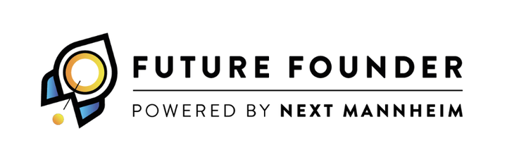 Links: Rakentenicon mit gelben und blauen Akzenten. Rechts: Schriftzug "Future Founder", darunter: "Powered by NEXT Mannheim"