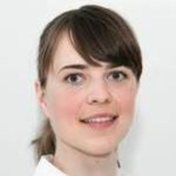 Dr. Lena Jaroszek