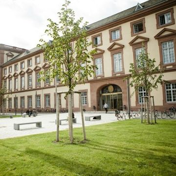 Mannheim uni semester dates