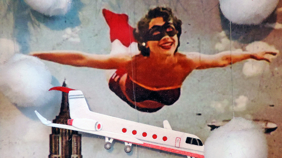 Eine Bildercollage mit einem hohen Büroturm, einem Flugzeug, einer fliegenden Frau mit ausgestreckten Armen und Augenmaske und Wattekugeln