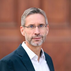 Jürgen Seifried Schlosshof