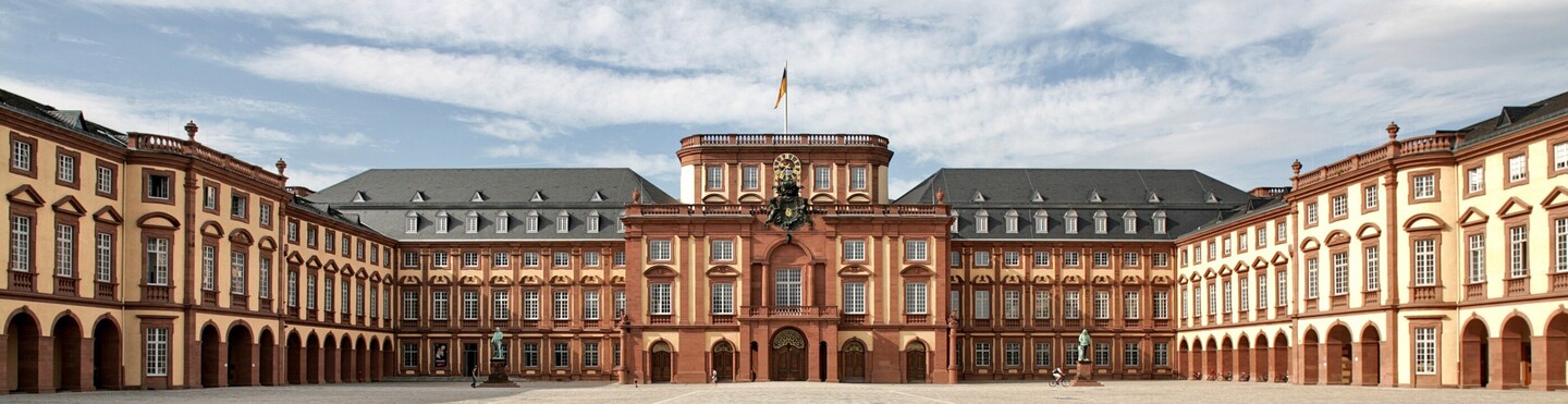 Schloss frontal